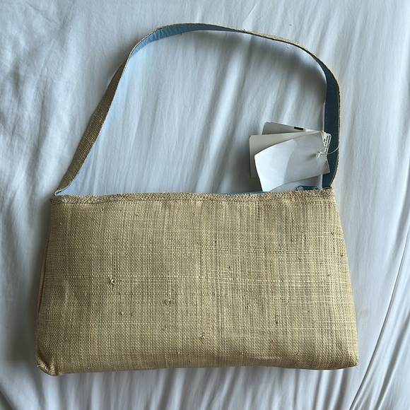 Embroidered straw bag NWT - Picture 2 of 5